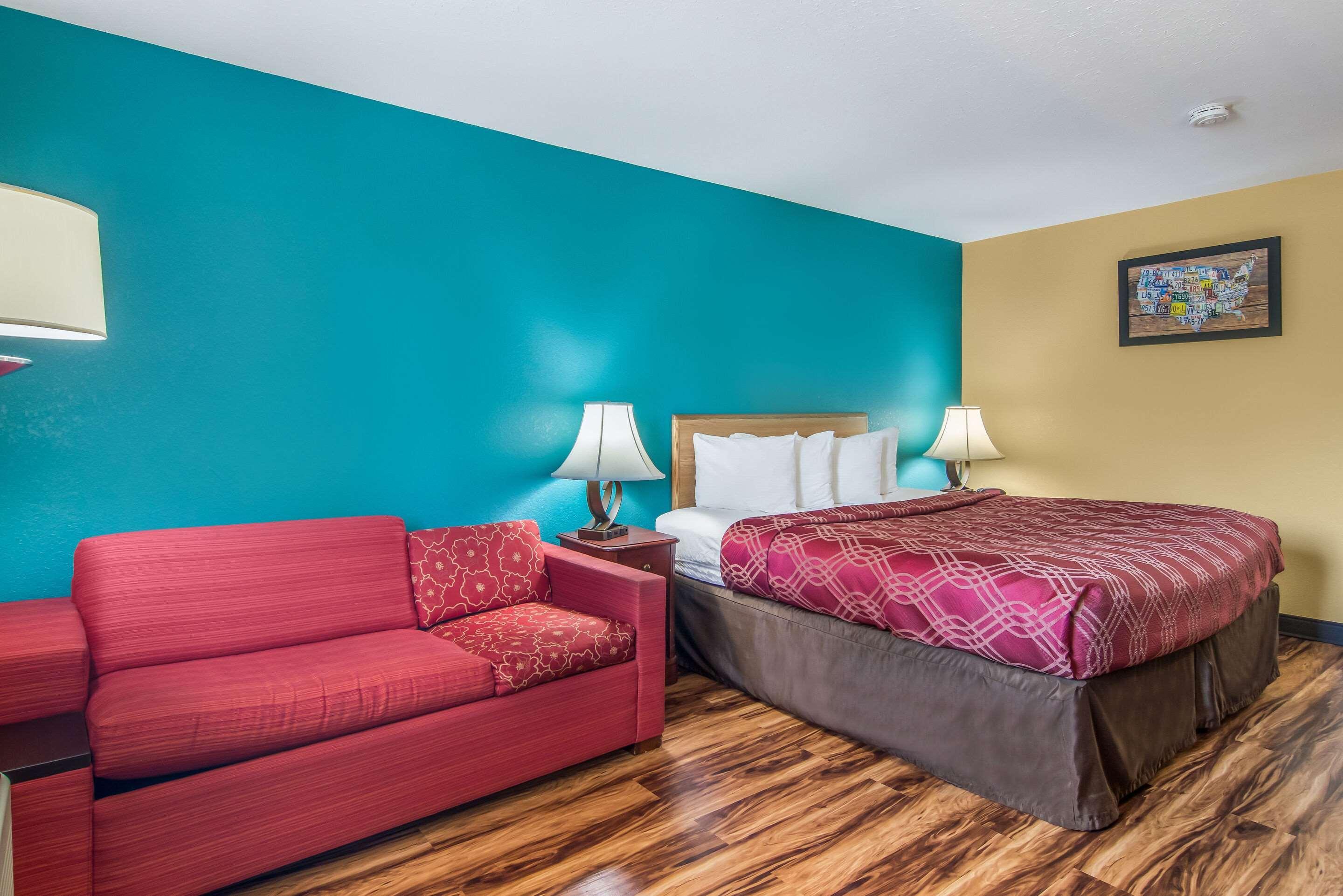 Econo Lodge Hotel Bradford Buitenkant foto